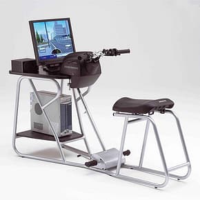 'Motoescuela' imparte las primeras lecciones con los simuladores Honda Riding Trainer