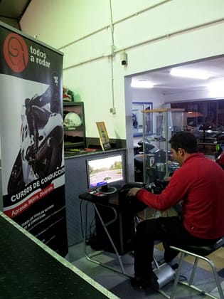 Simulador Honda Riding Trainer en Top Bike Rindig - Todos a Rodar - Motocicletas
